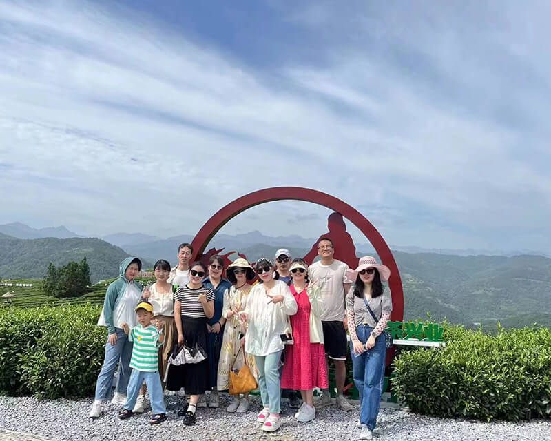Bioway Organic Organizes Team-building Trip in Ankang